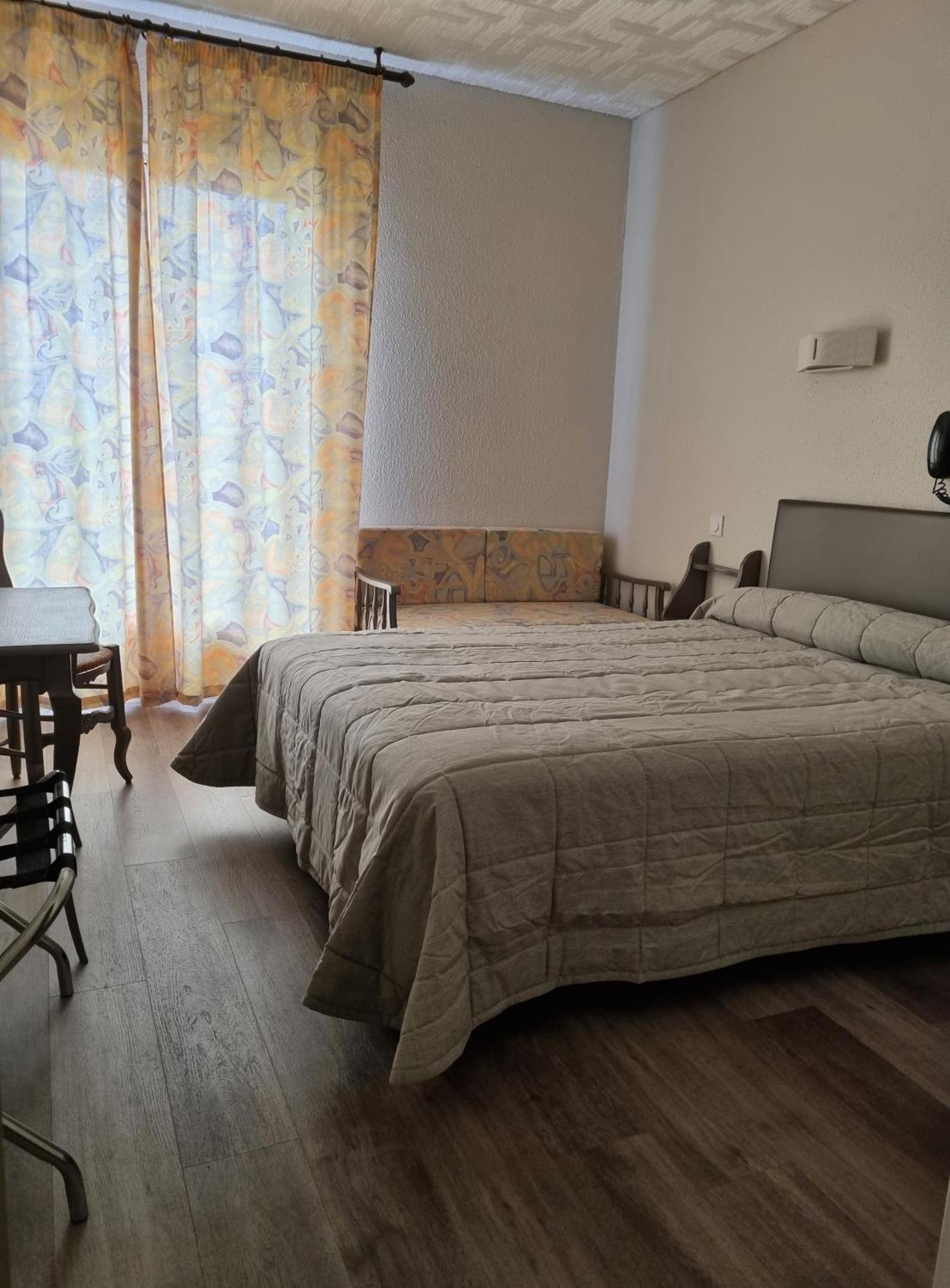 Hotel Ambeille Vue Mer Collioure Luaran gambar