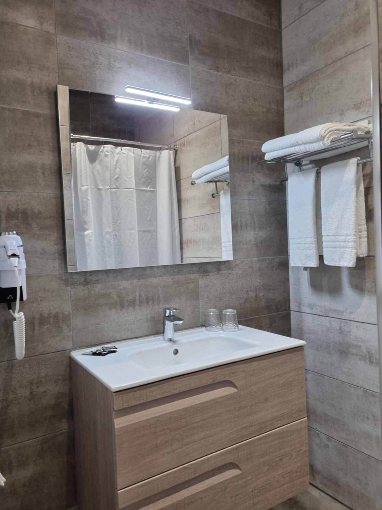 Hotel Ambeille Vue Mer Collioure Luaran gambar